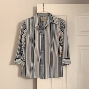 "Fred David" Navy, Blue & White Striped Blouse NWT
3/4 length sleeve Size S